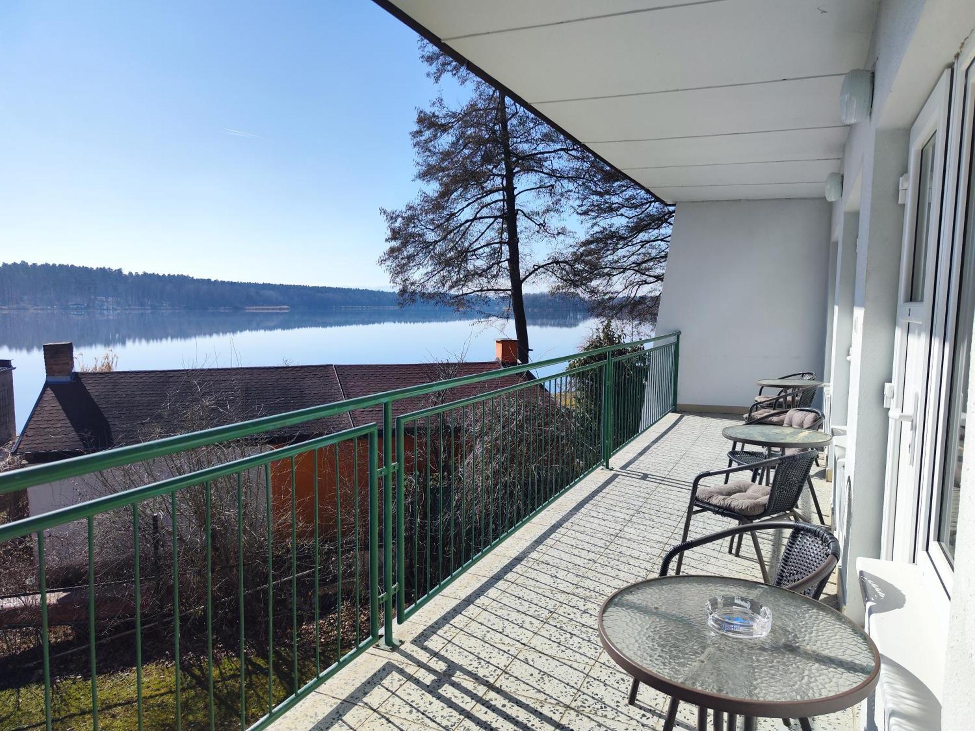 Hotel Yacht Club Bezdrev Hluboká nad Vltavou Exteriér fotografie