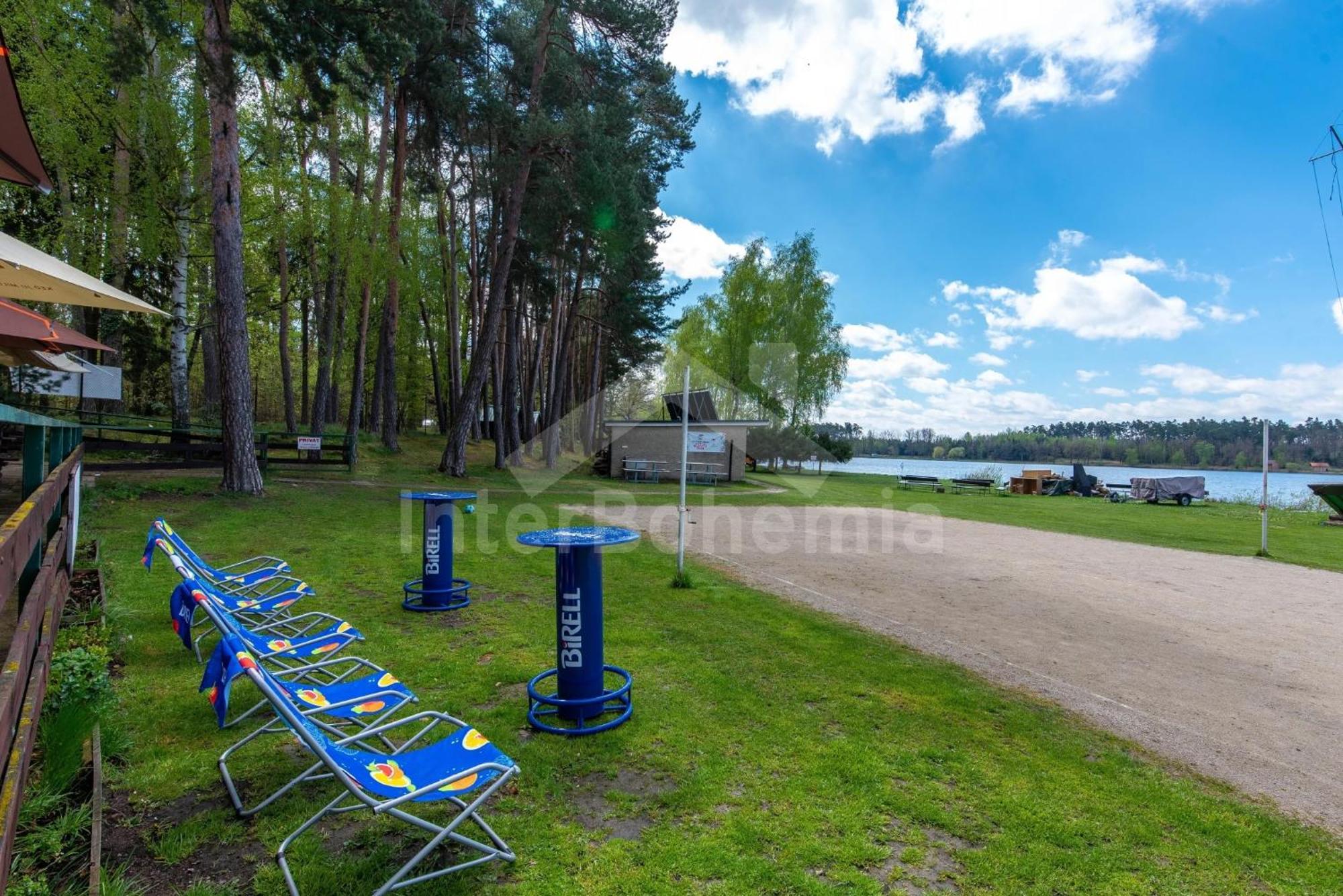 Hotel Yacht Club Bezdrev Hluboká nad Vltavou Exteriér fotografie