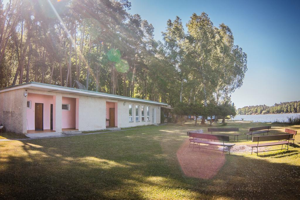 Hotel Yacht Club Bezdrev Hluboká nad Vltavou Exteriér fotografie